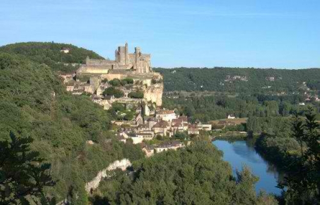 Ce village d'hébergement est à vendre sur un emplacement exceptionnel!!